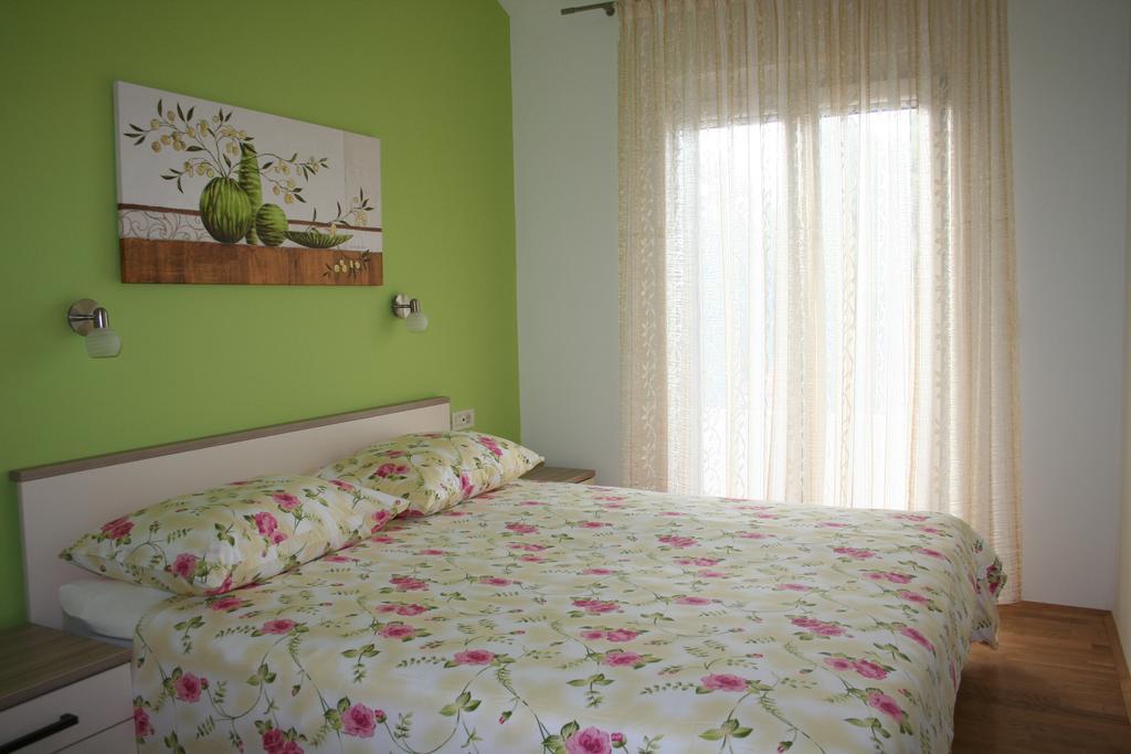 Tone & Marta Apartments Rogoznica  Zewnętrze zdjęcie